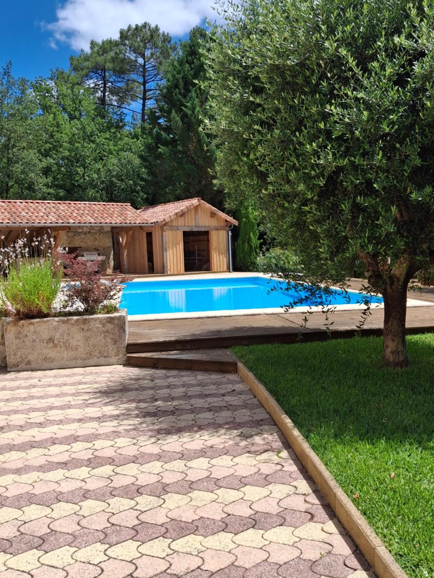 Aux Blanches Pierres Apartamento Fumel Exterior foto