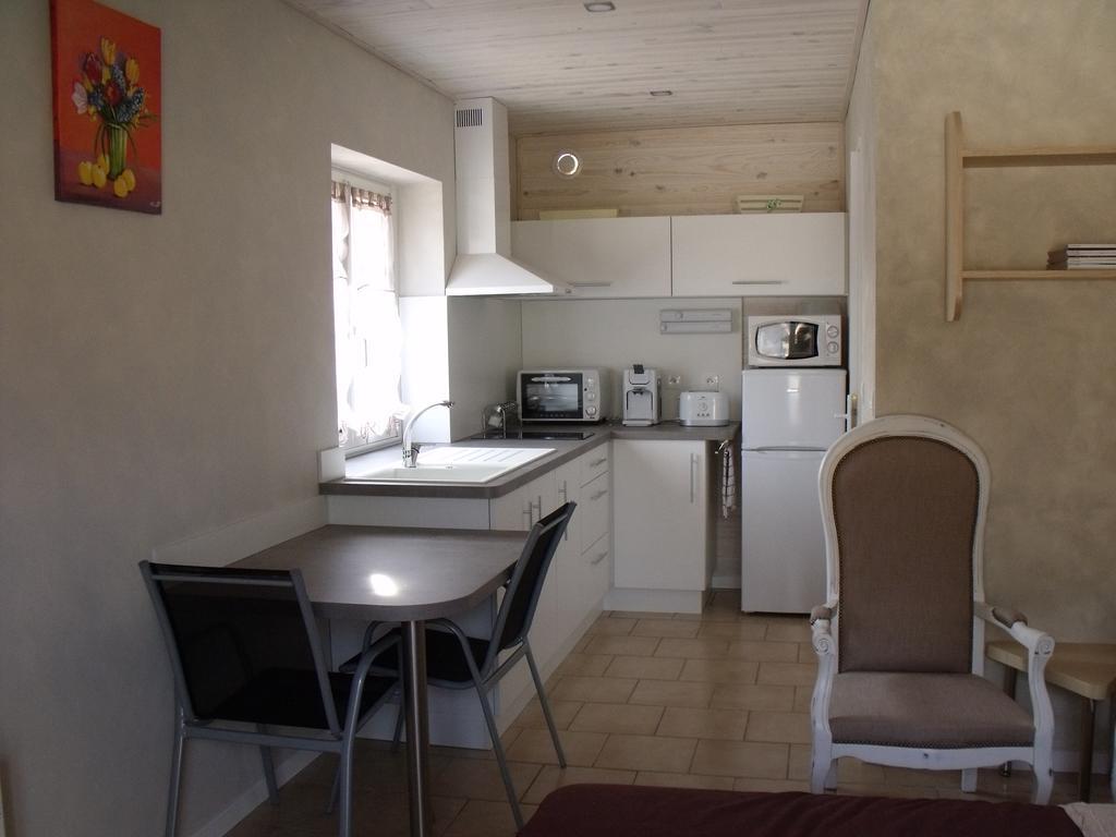 Aux Blanches Pierres Apartamento Fumel Exterior foto