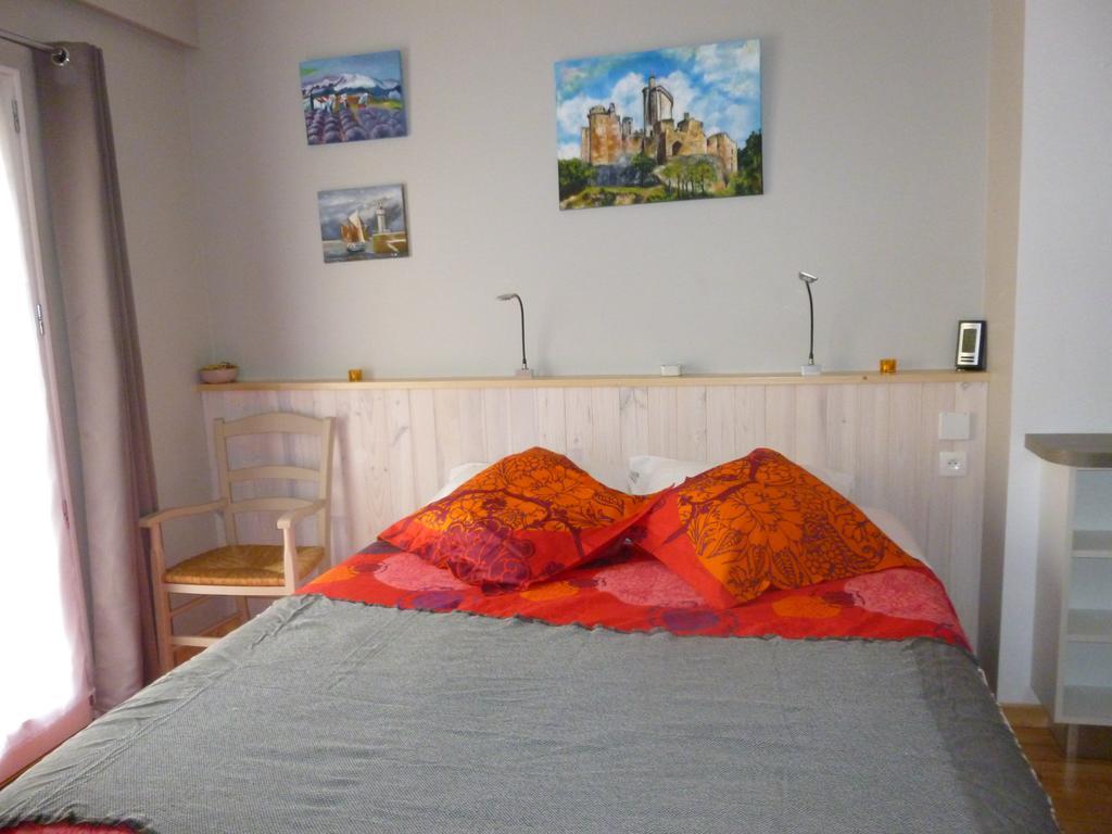 Aux Blanches Pierres Apartamento Fumel Exterior foto